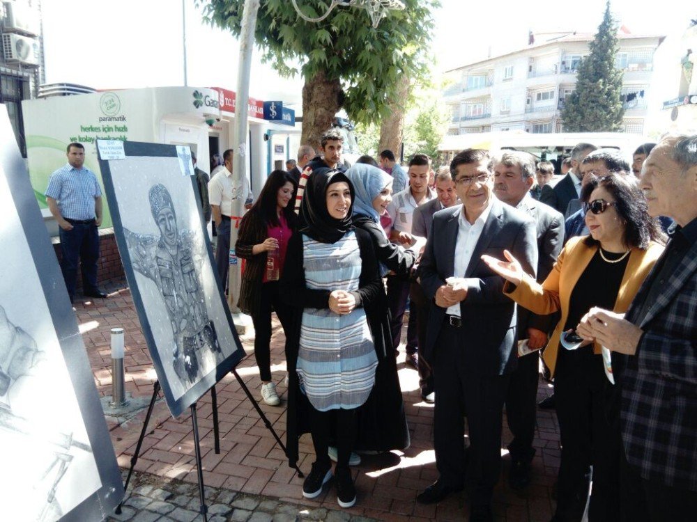 Halk Eğitim Yıl Sonu Sergisi Açıldı