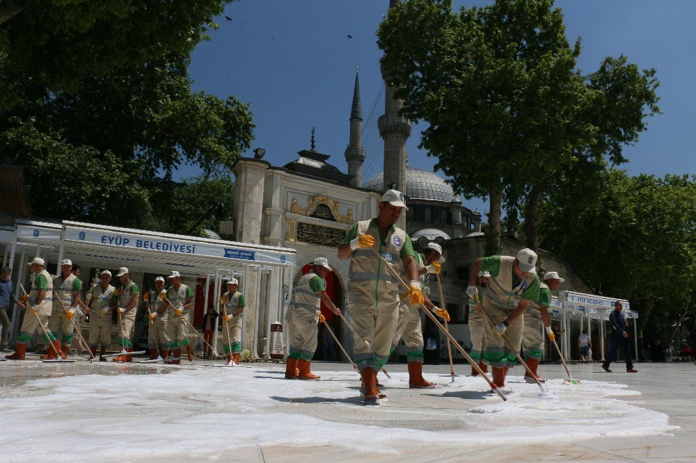 Eyüp’te Ramazan Hazırlıkları Tamamlandı