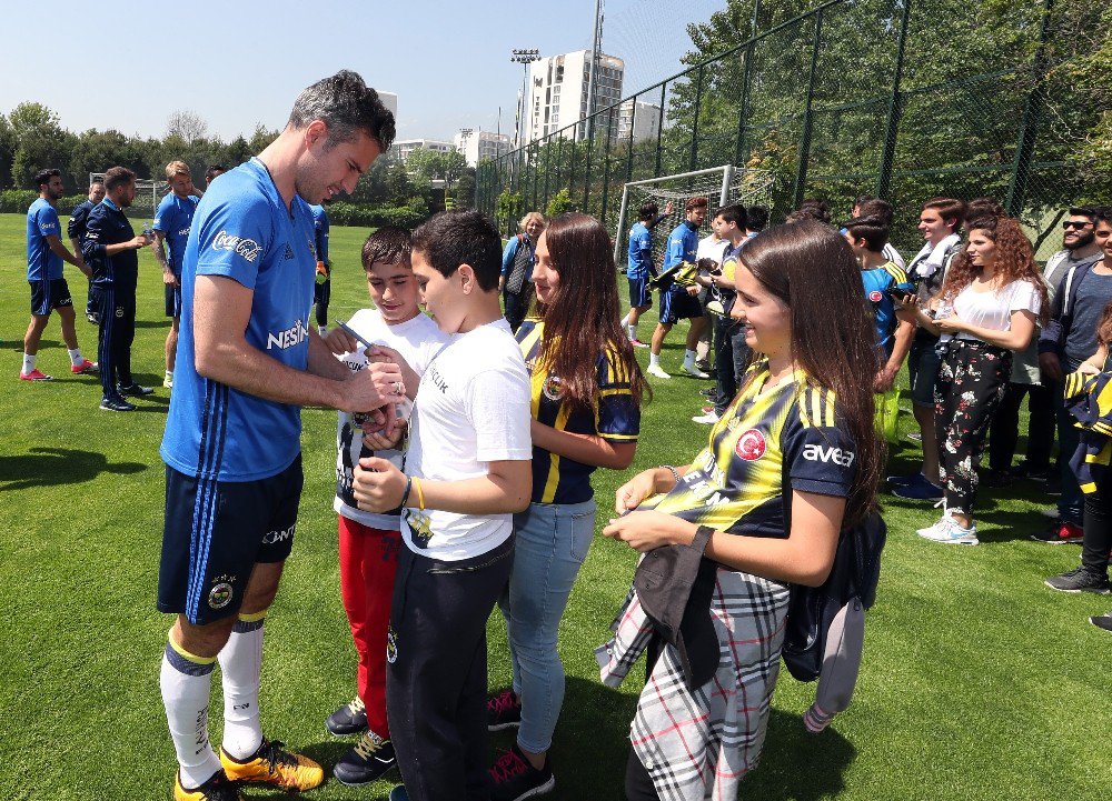 Fenerbahçe’de Trabzonspor Maçı Hazırlıkları Sürdü