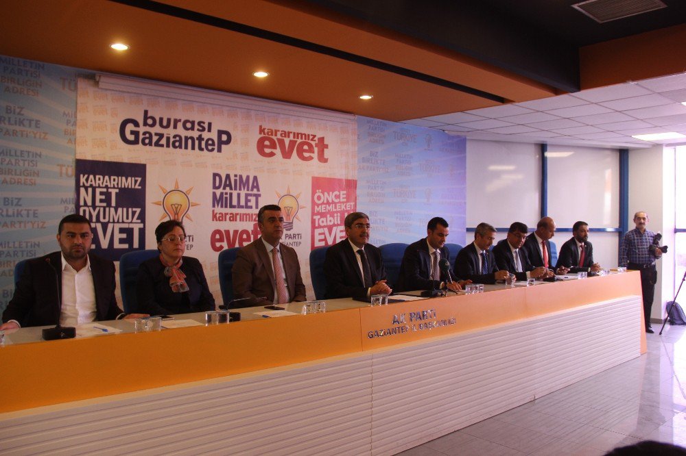 Gaziantep’te Ak Parti İl Meclisi Toplandı