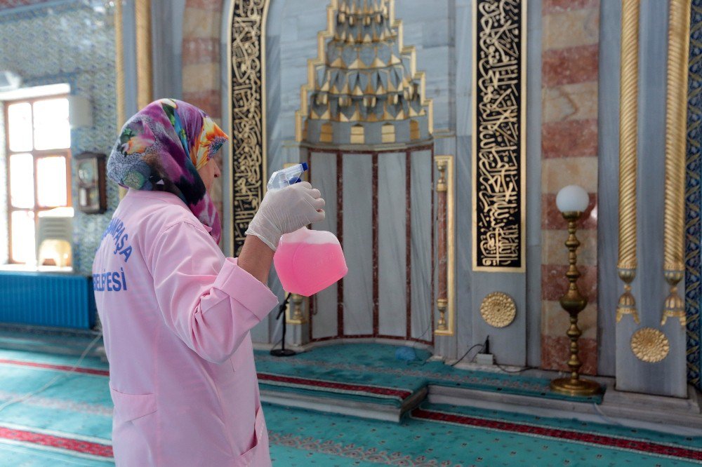 Gaziosmanpaşa Camileri Ramazan’a Hazırlanıyor