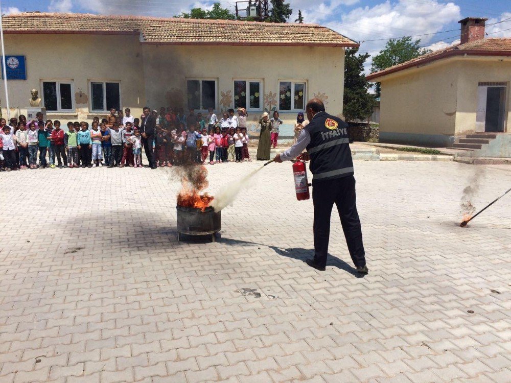 İtfaiyenin Eğitim Ve Tatbikatları Hız Kesmeden Sürüyor