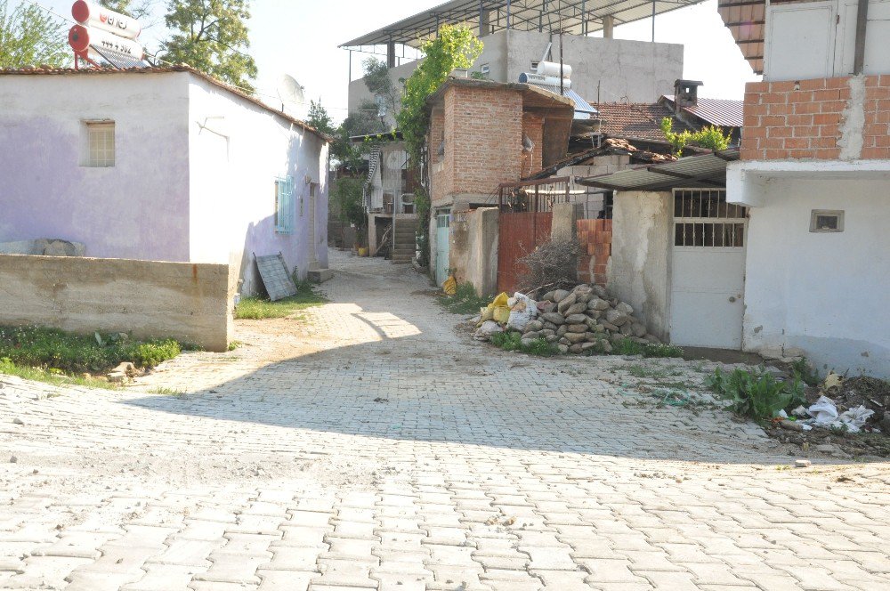 Nazilli Belediyesi Sailer Sokaklarına 2 Bin Metrekarelik Parke Taşı Döşedi