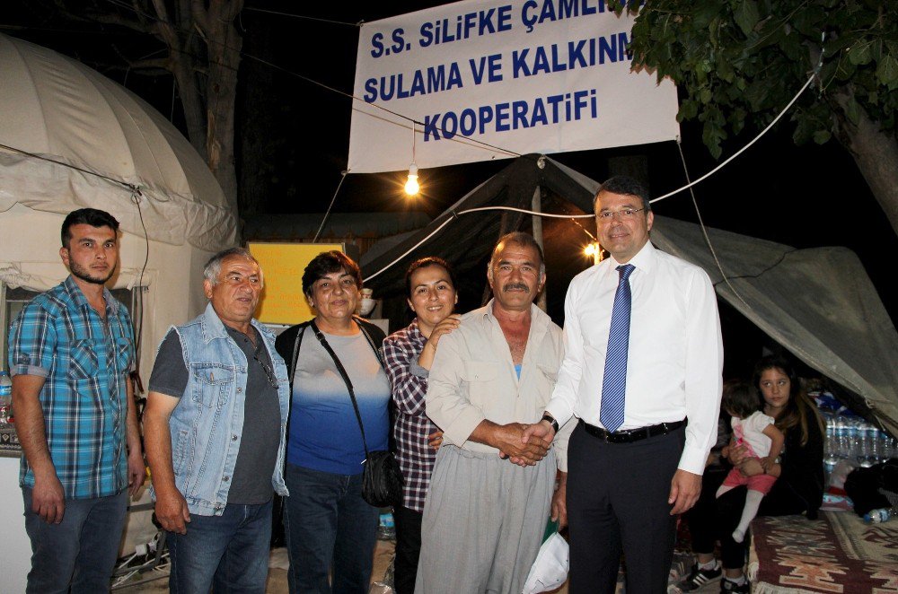 Başkan Turgut, Festival Stantlarını Gezdi