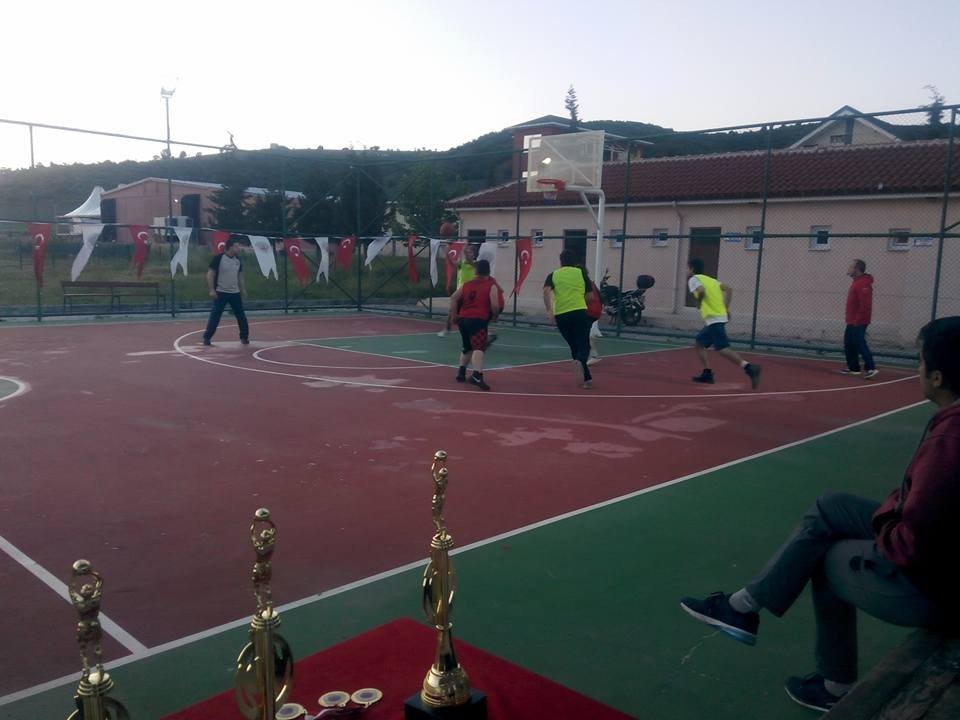 Simav’da Streetball Turnuvası