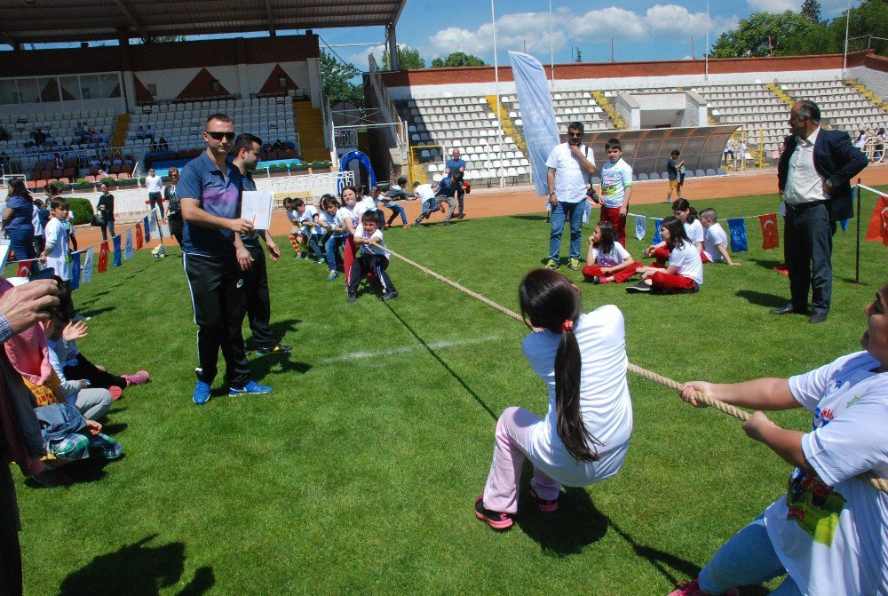 Tokat’ta Geleneksel Çocuk Oyunları Şenliği