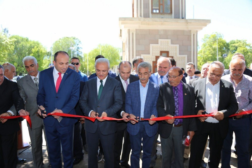 15 Temmuz Ticaret Fuarı Açıldı