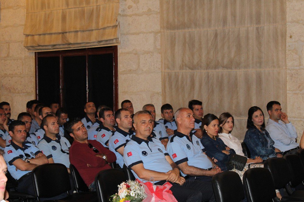 Zabıtaya "Problem Çözme Teknikleri" Ve "Güzel Konuşma" Eğitimi