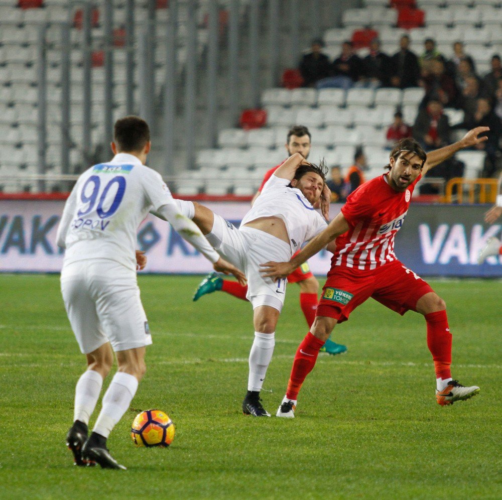 Kasımpaşa İle Antalyaspor Ligde 12. Kez Karşılaşacak