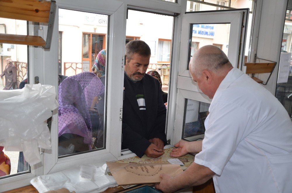 Ramazanda En Ucuz Pide Yine Bozüyük’te