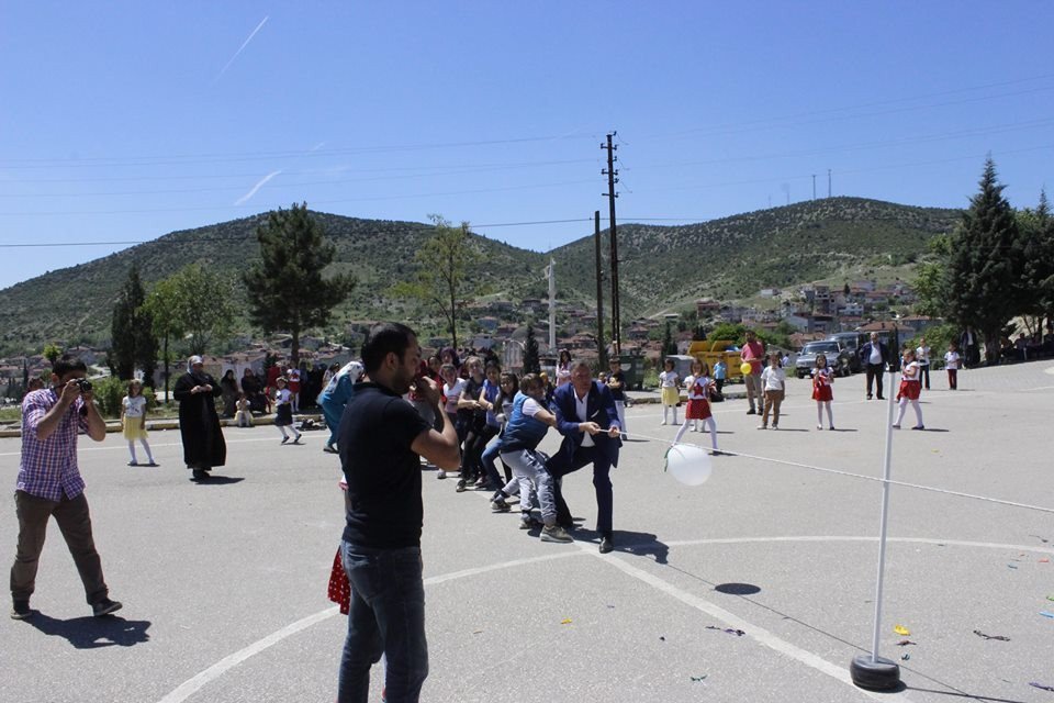 Başkan Duymuş, Çocuklarla Çocuk Oldu