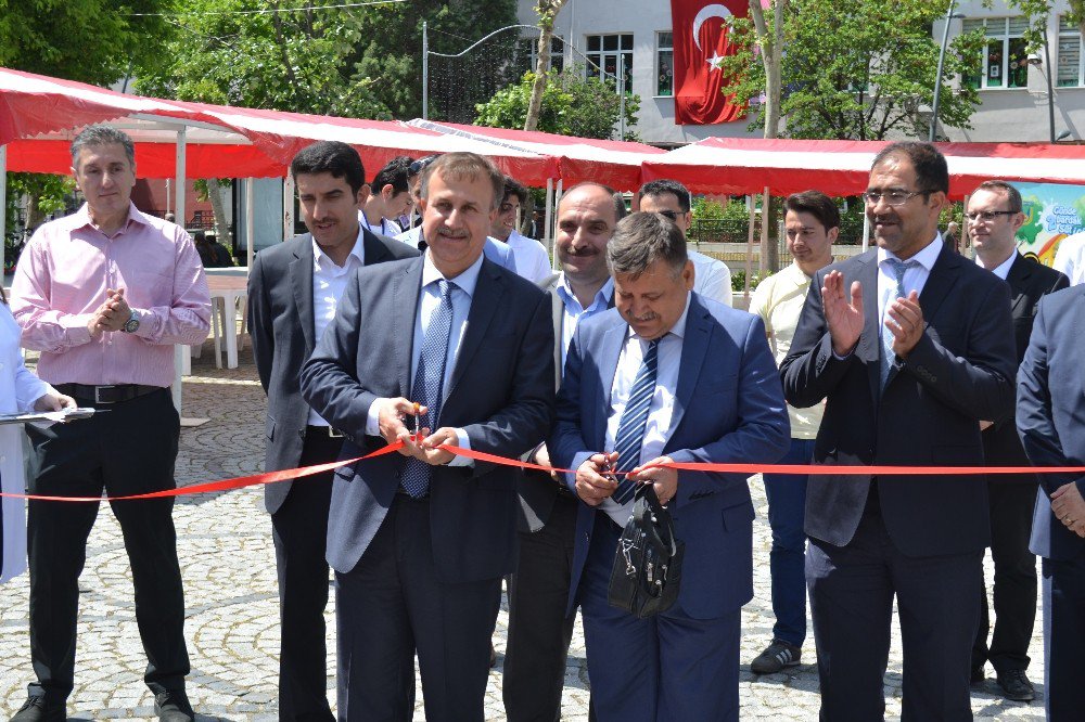 Meslek Liseleri Tanıtım Stantları Açıldı