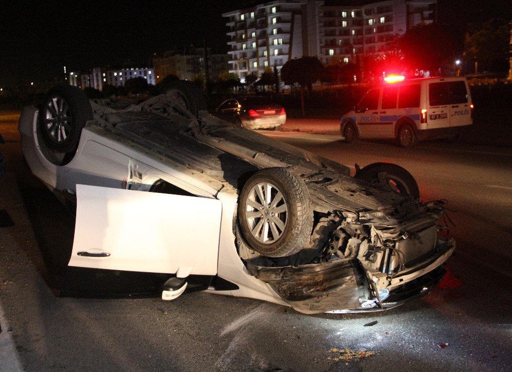 Otomobiliyle Takla Atan Alkollü Sürücü Yaya Olarak Kaçtı