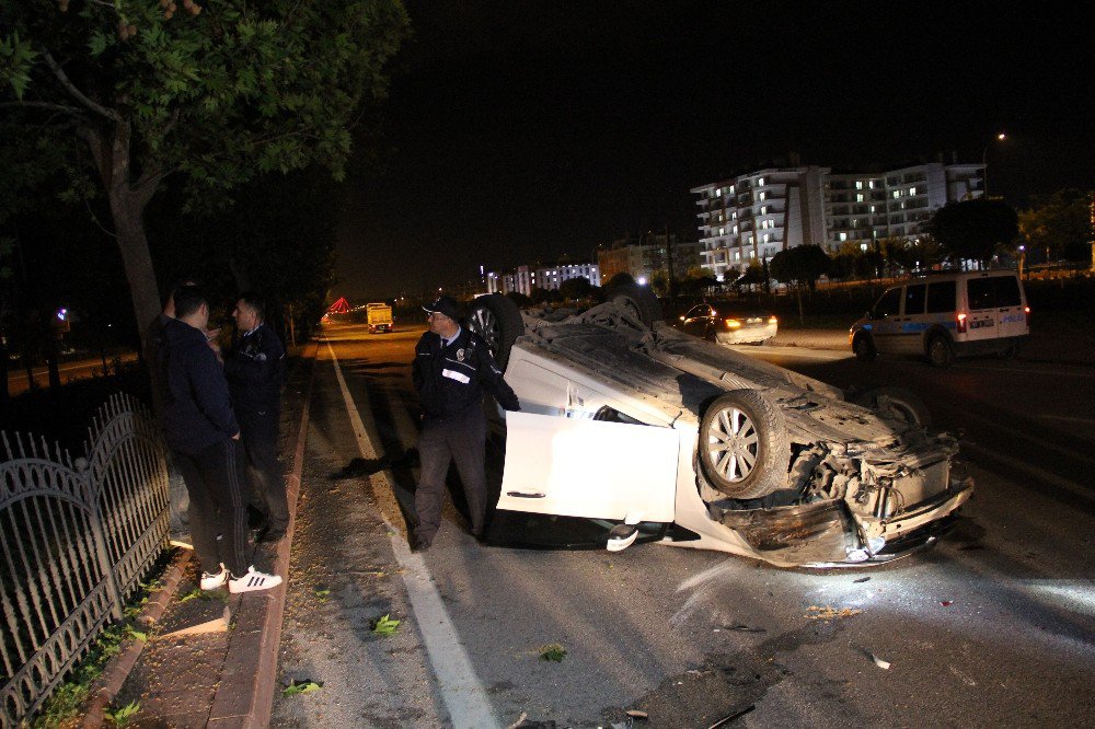 Otomobiliyle Takla Atan Alkollü Sürücü Yaya Olarak Kaçtı