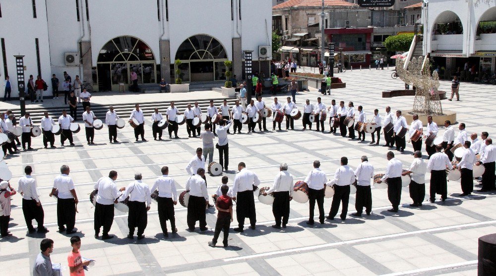 90 Davulla "Hoş Geldin Ramazan" Etkinliği