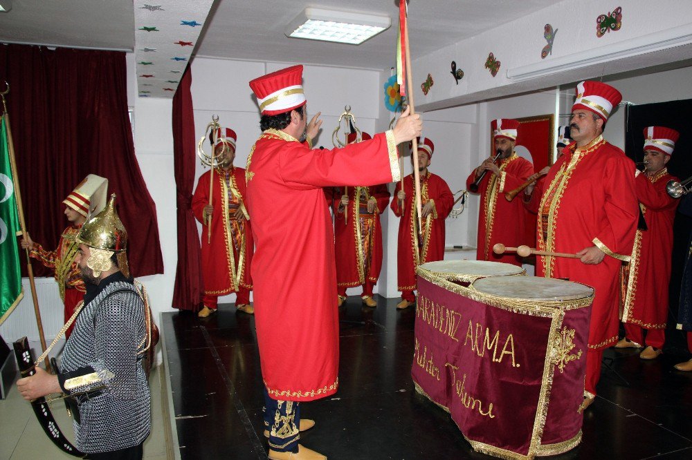 Samsun’da Vatandaşlar Mehter Takımı Kurdu