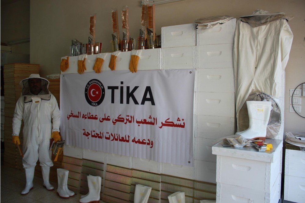 Tika’dan Filistin’de Ailelere Arıcılık Desteği