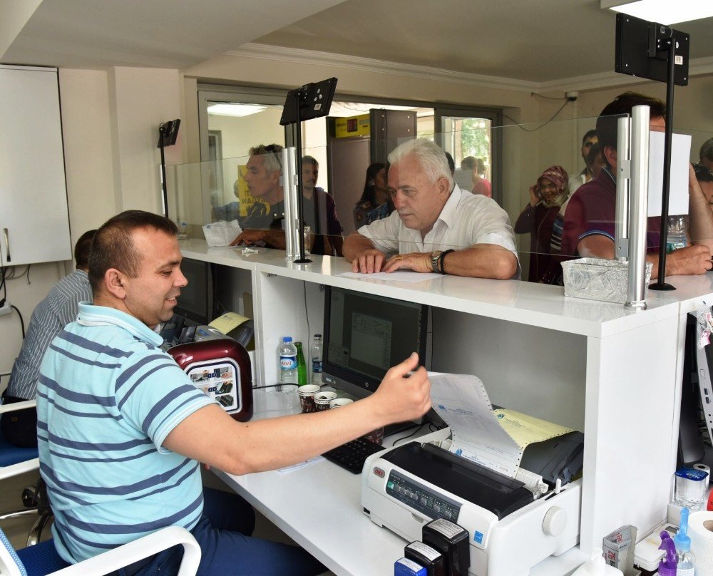 Yunusemre’de Vezneler Hafta Sonu Da Açık