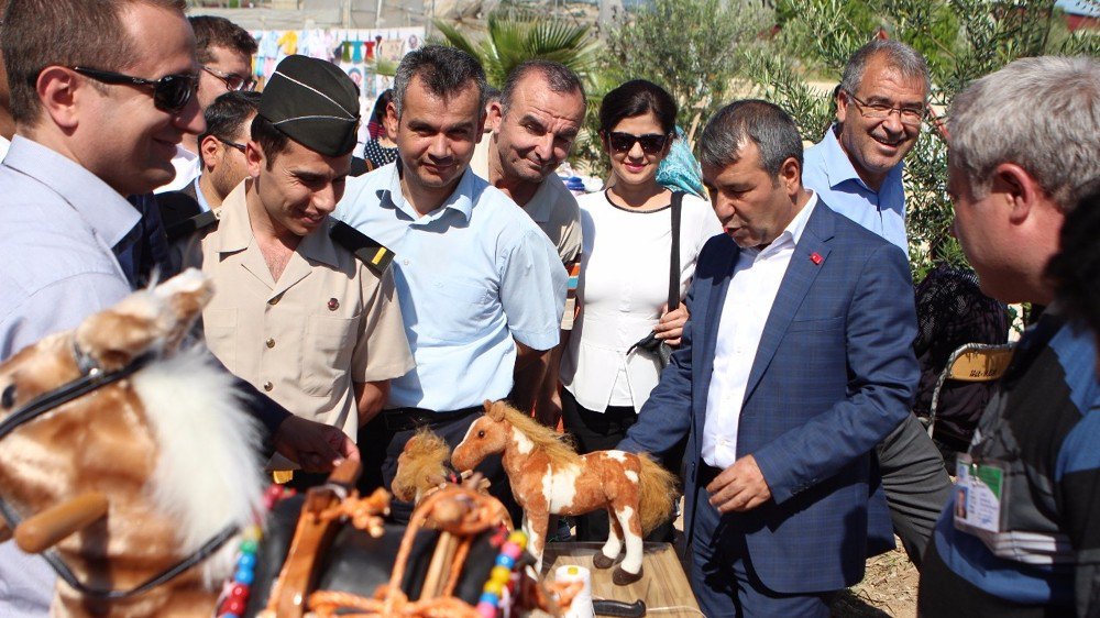 Mut Halk Eğitim Merkezinden Yılsonu Sergisi