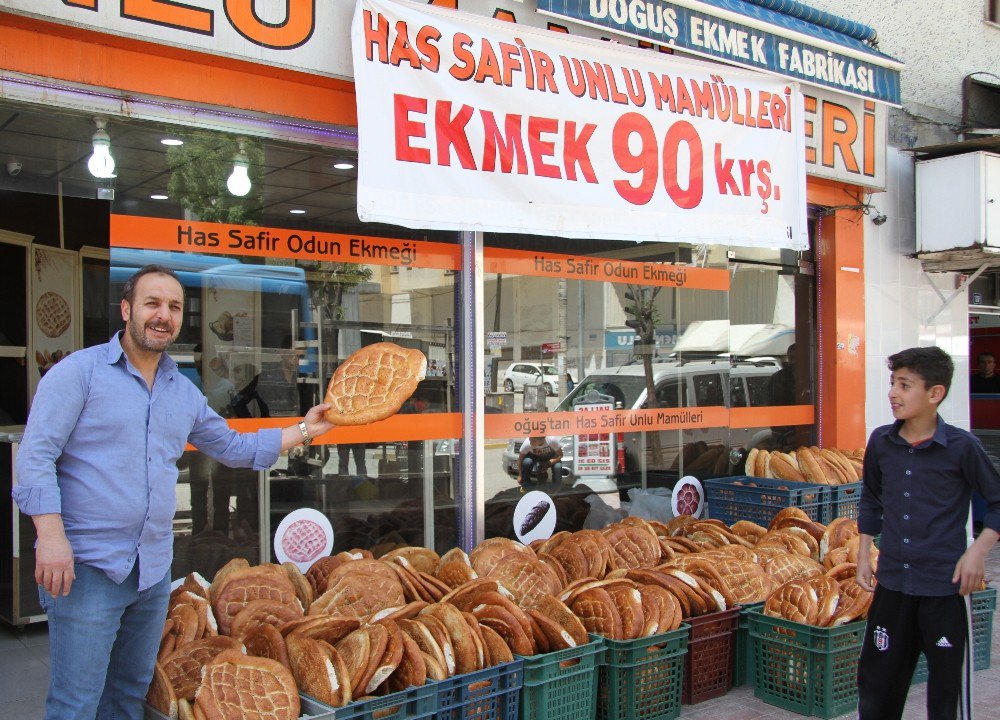 Van’da Ramazan Pidesi 1 Lira 80 Kuruş