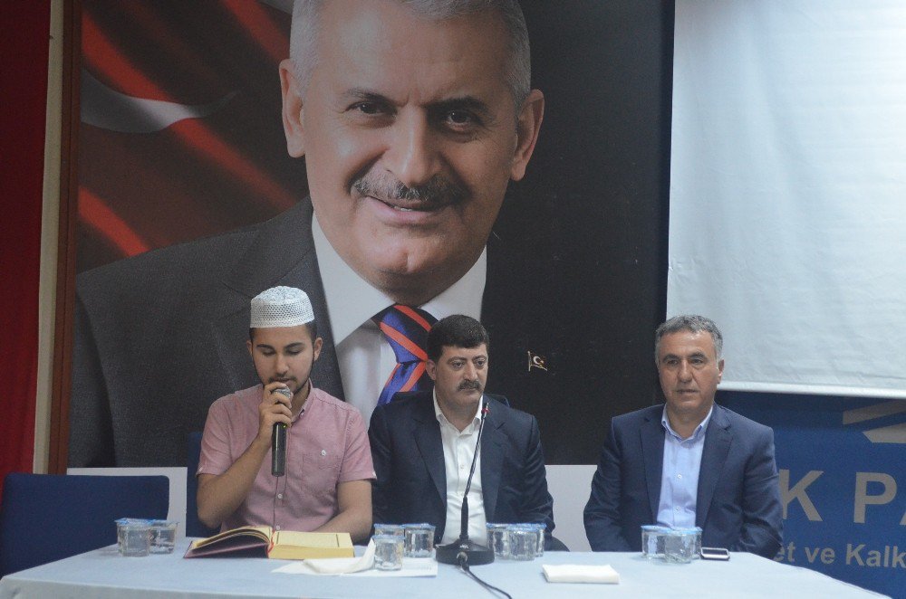 Ak Parti İstişare Toplantısı Düzenlendi