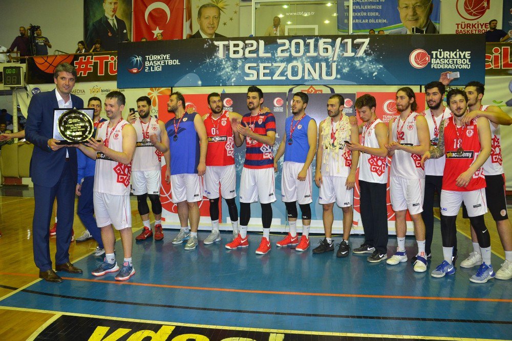 Karesispor Şampiyon