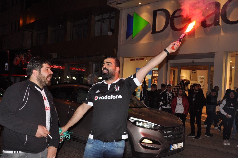 Beşiktaşlılar Kars’ta Sokaklara Döküldü