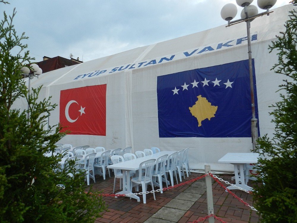 Kosova’da İlk İftar Heyecanı