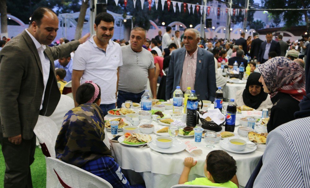 Büyükşehir’den Gazi Ve Şehit Ailelerine İftar