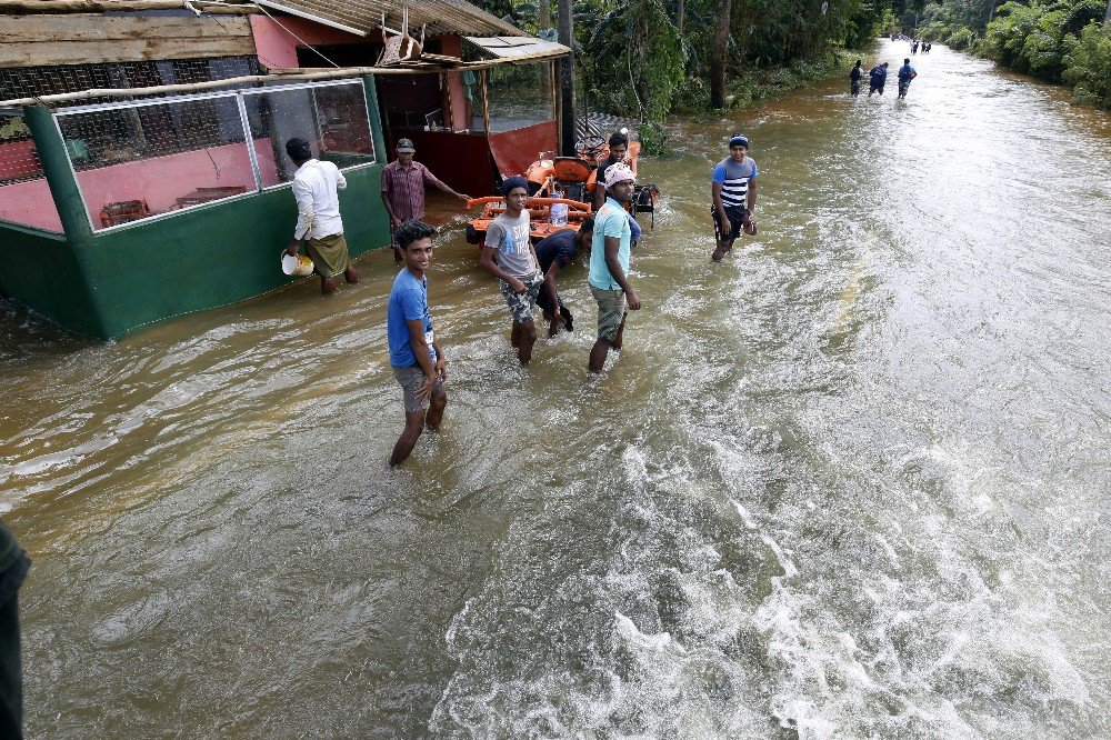 Sri Lanka Ve Doğu Hindistan’da Sel