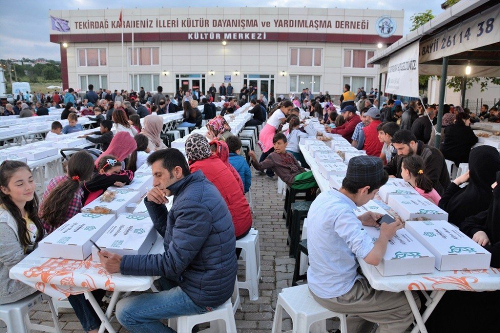 Süleymanpaşa Belediyesinin Mahalle İftarları Başladı