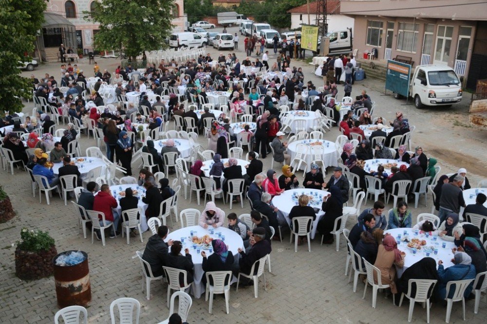 Nilüferliler İftar Sofralarında Buluşuyor