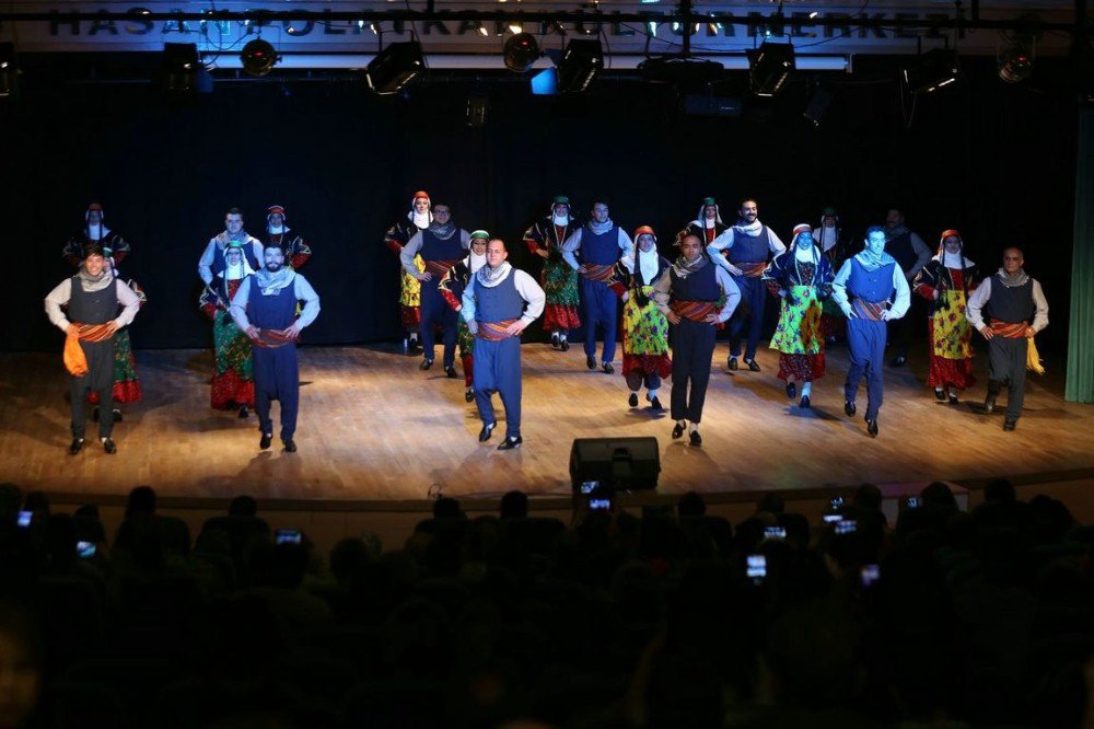 Odunpazarı Belediyesi Halk Dansları Topluluğundan Yıl Sonu Gösterisi