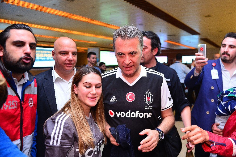 Beşiktaş İstanbul’da Coşkuyla Karşılandı