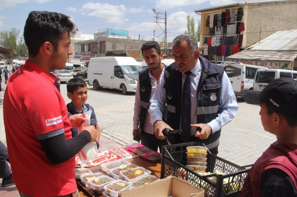 Başkale’de Çiğköfte Denetimi