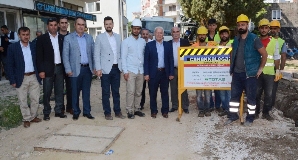 Lapseki’de Doğal Gaz Hat Döşeme Çalışmaları Başladı