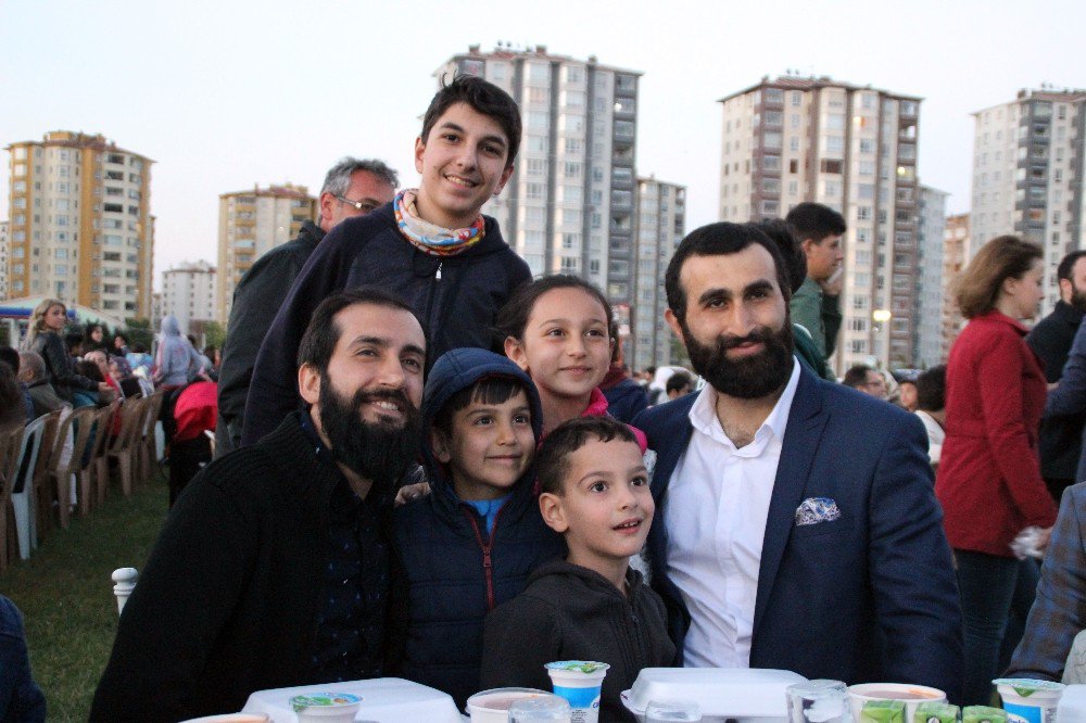 İstanbul’un Fetih Yıldönümü’nde ‘Fetih’ Temalı İftar