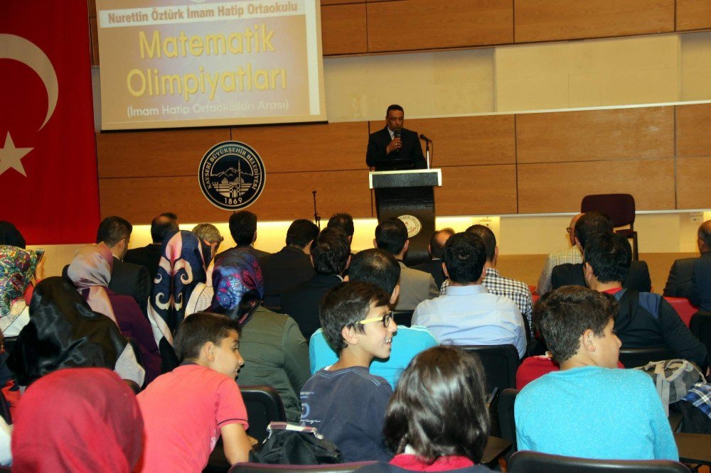 500 İmam Hatipli Öğrenci Matematik Olimpiyatlarında Kıyasıya Yarıştı