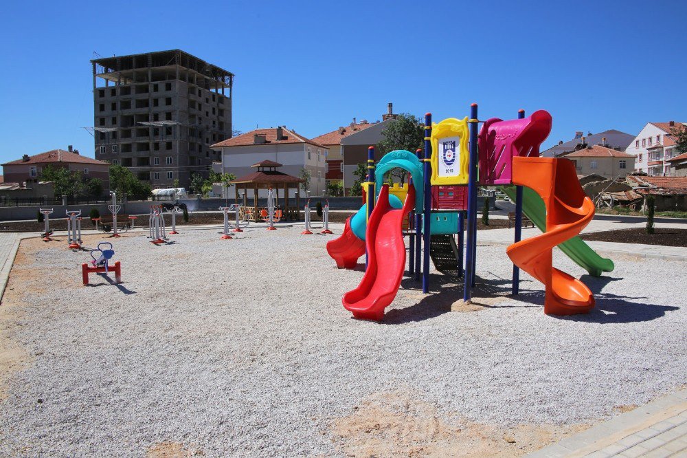 Karaman’da Belediyenin Yaptığı Yeni Park Alanları Hizmete Girdi