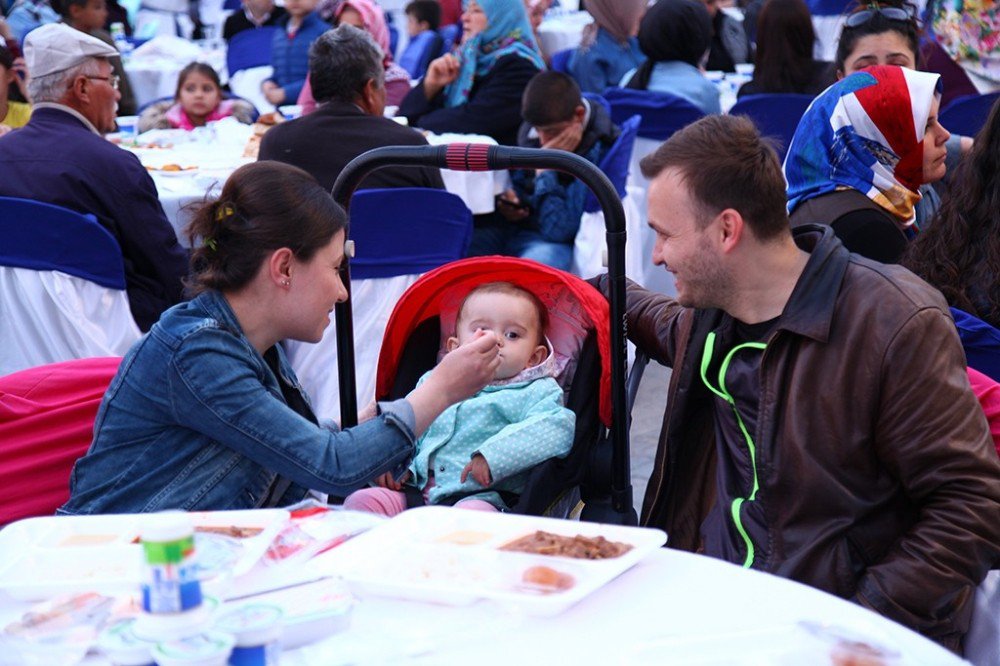 Gönül Sofralarının İlki Kaynarca’da Kuruldu