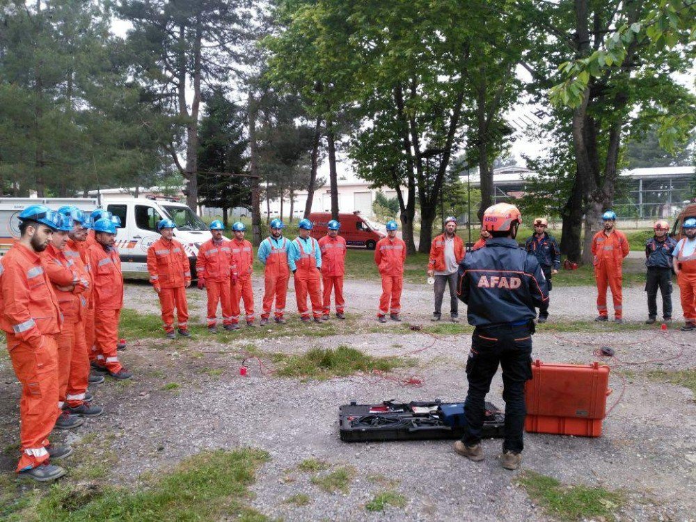 Afad’tan, İgdas Arama Kurtarma Ekibine ‘Doğal Afetlerde Arama Kurtarma Eğitimi’