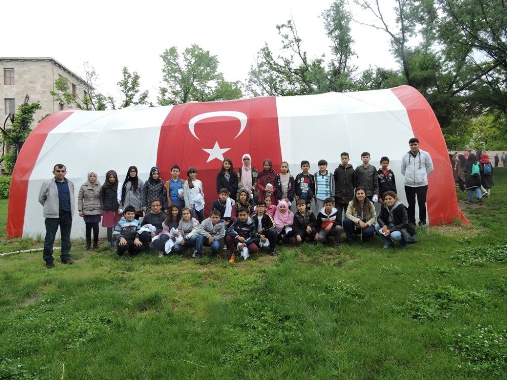 Çogep Projesi Kapsamında Gençler Ankara’yı Gezdi
