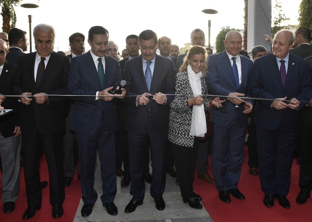 Ankara Büyükşehir Belediye Başkanı Gökçek, Altınpark’taki Ramazan Etkinliklerini Açtı