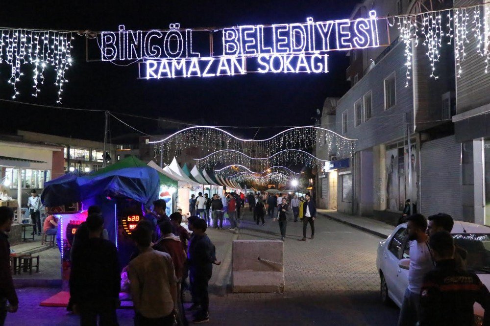 Bingöl’de Ramazan Etkinlikleri İlgi Görüyor
