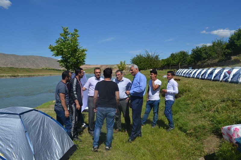 Gençler Hasankeyf’te Kamp Kurdu