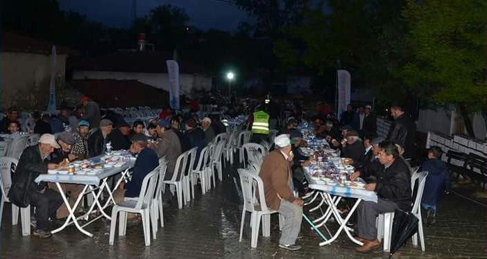 Seyitgazi’de ’Geleneksel İftar Buluşmaları’ Başladı