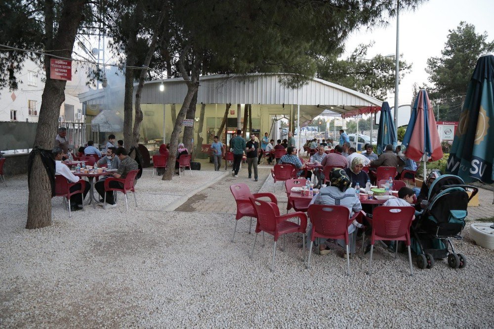 Eyyübiye Belediyesinden Hasta Yakınları İçin İftar Sofrası