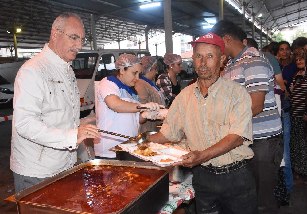 Başkan Kale; “Bu Ramazan’da Da Biriz, Beraberiz”