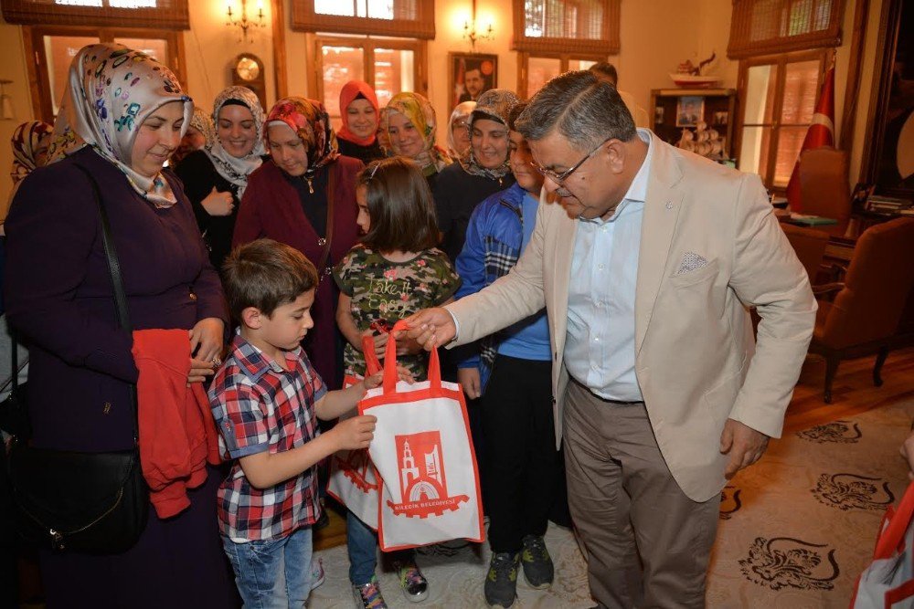 Mahalle Sakinlerinden Başkan Yağcı’ya Teşekkür Ziyareti