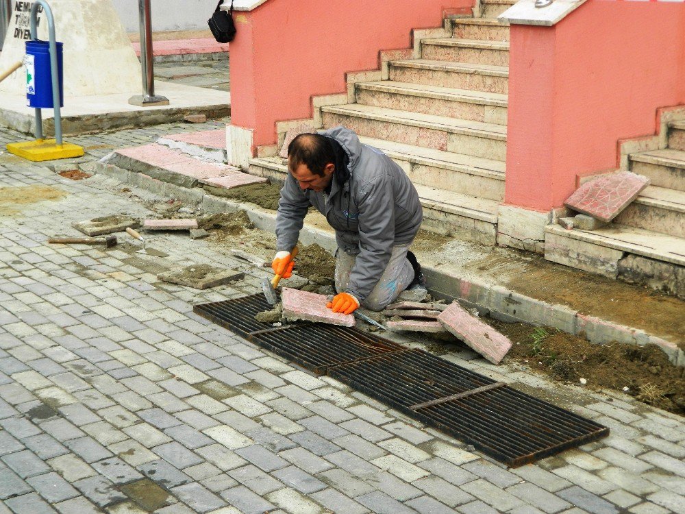 Okul Hizmet Masası Hızır Gibi Yetişiyor